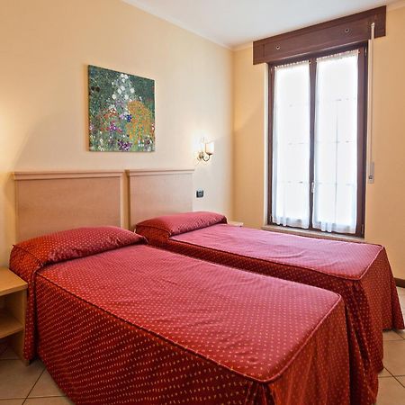 فيرونا سكن Villa Mainard الغرفة الصورة