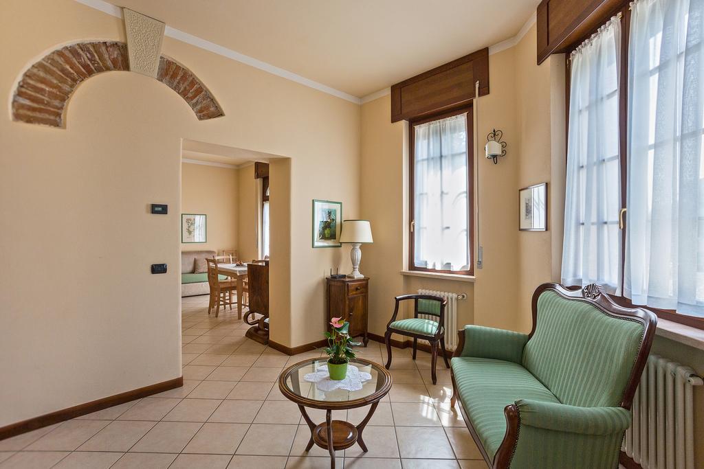 فيرونا سكن Villa Mainard الغرفة الصورة