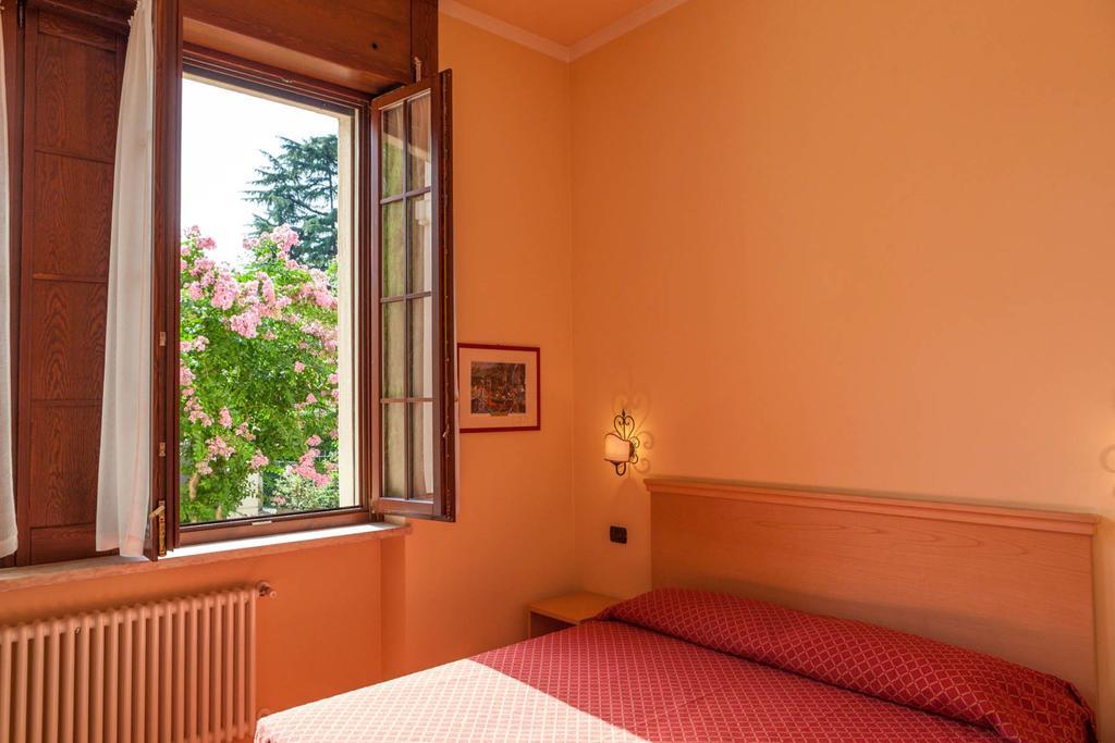 فيرونا سكن Villa Mainard المظهر الخارجي الصورة